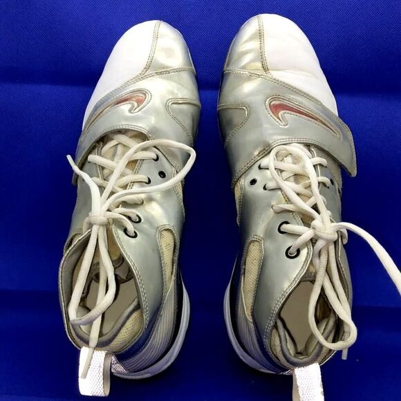 Nike Air Huarache Men's Pre-owned White/Silver Football Cleats - sz. 10 - Picture 3 of 5